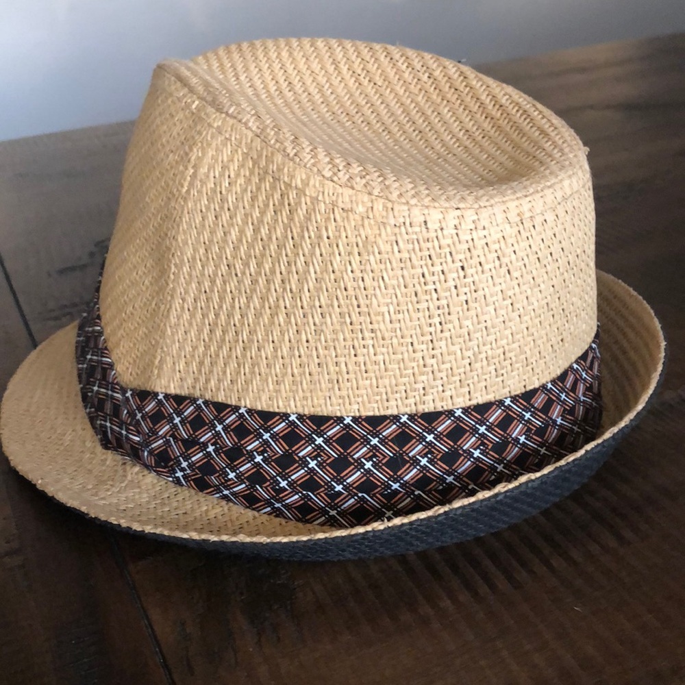 Straw Hat - Picture 2 of 5